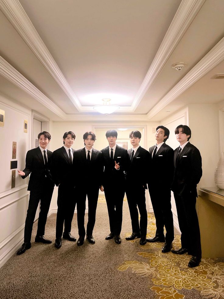 K-pop boy groups